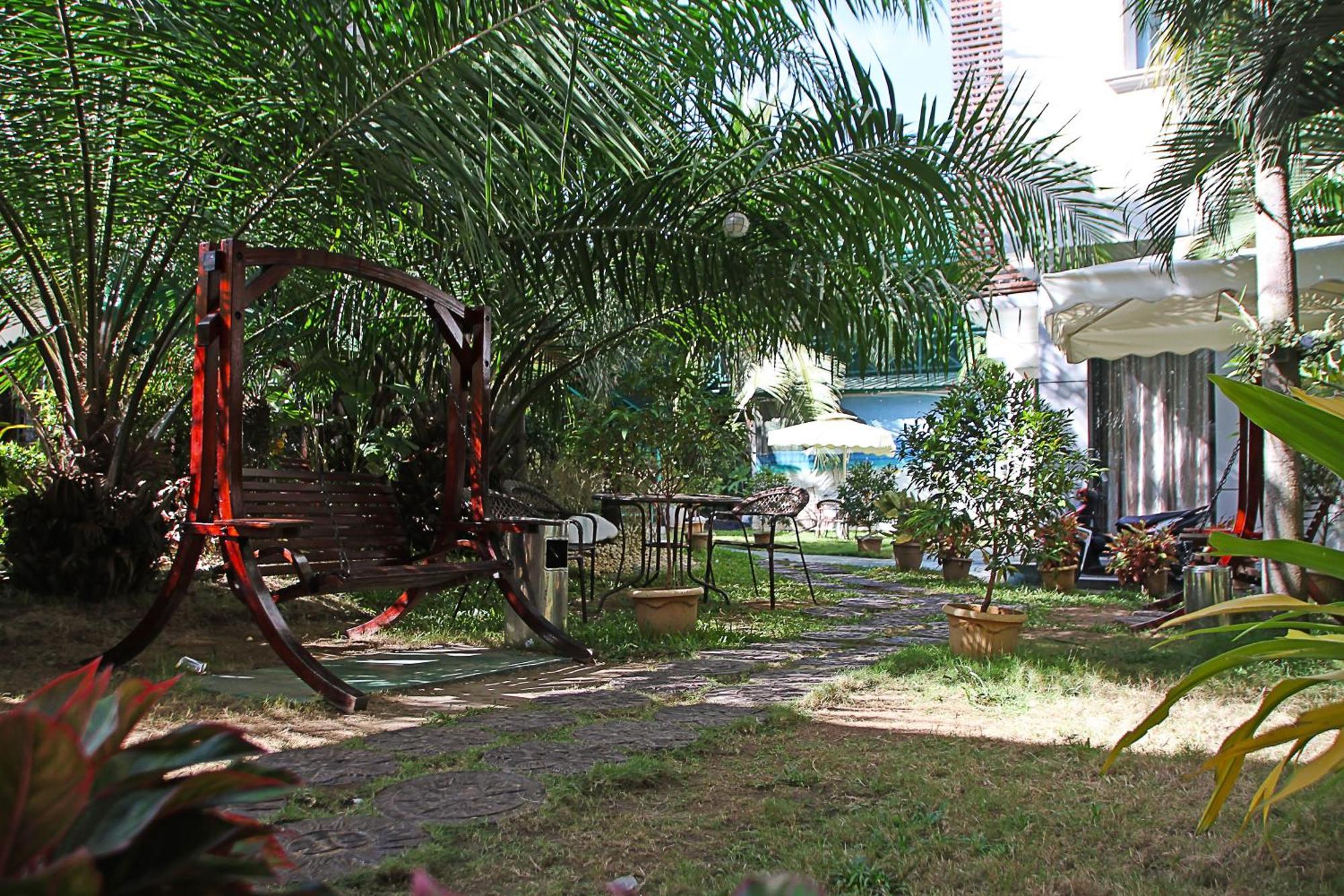Palawan Uno Hotel Puerto Princesa Exterior photo