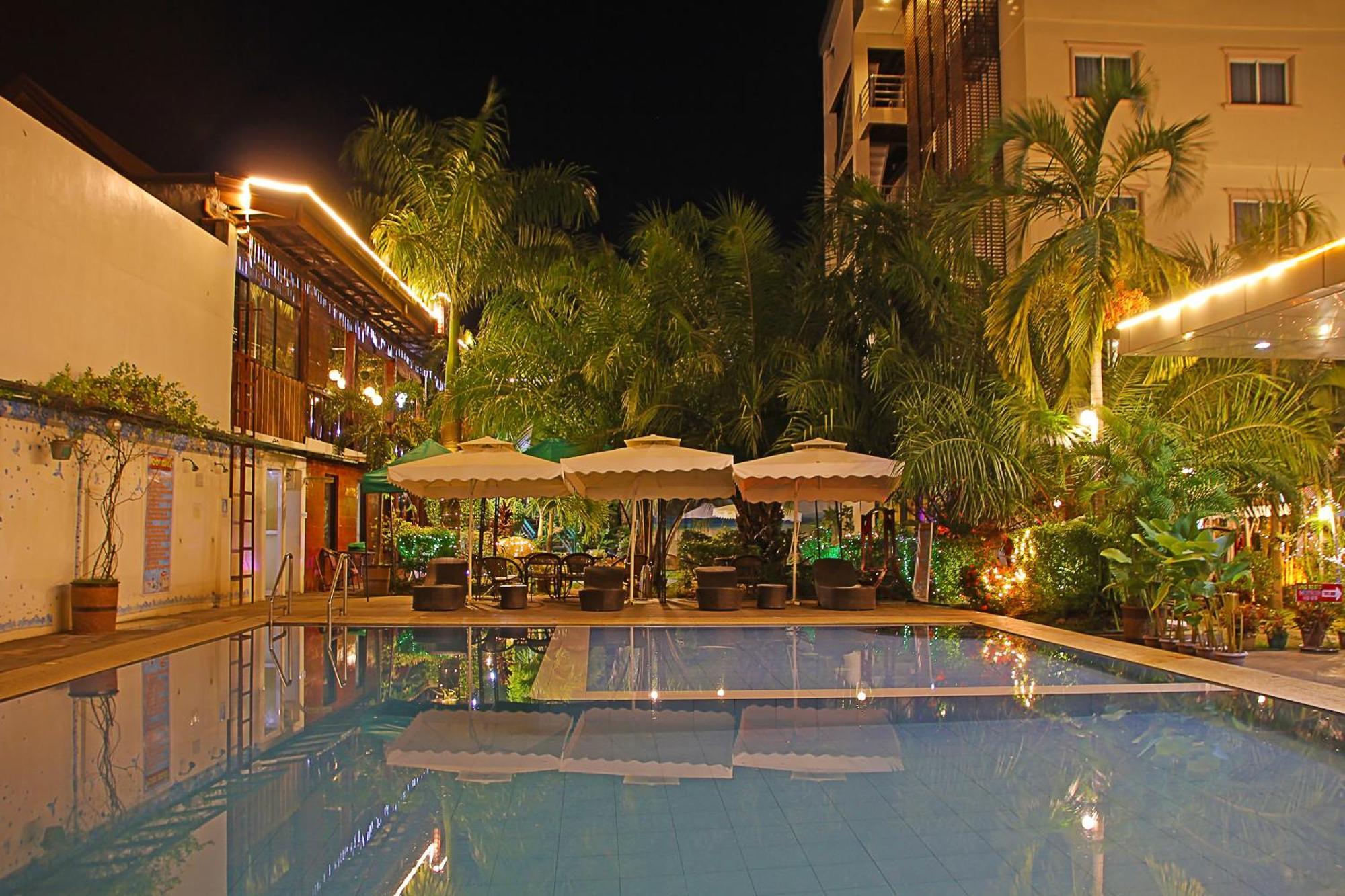 Palawan Uno Hotel Puerto Princesa Exterior photo