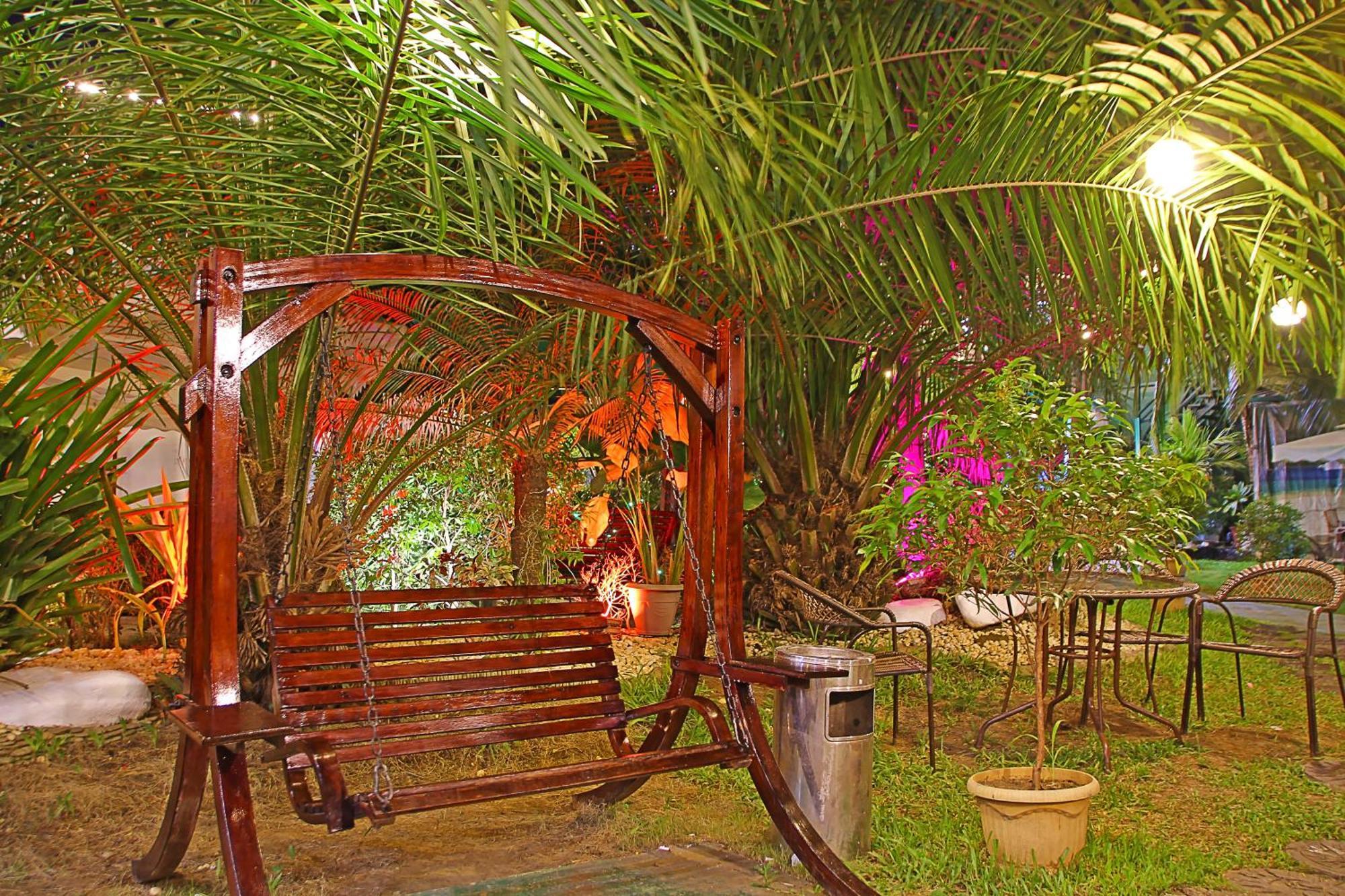 Palawan Uno Hotel Puerto Princesa Exterior photo