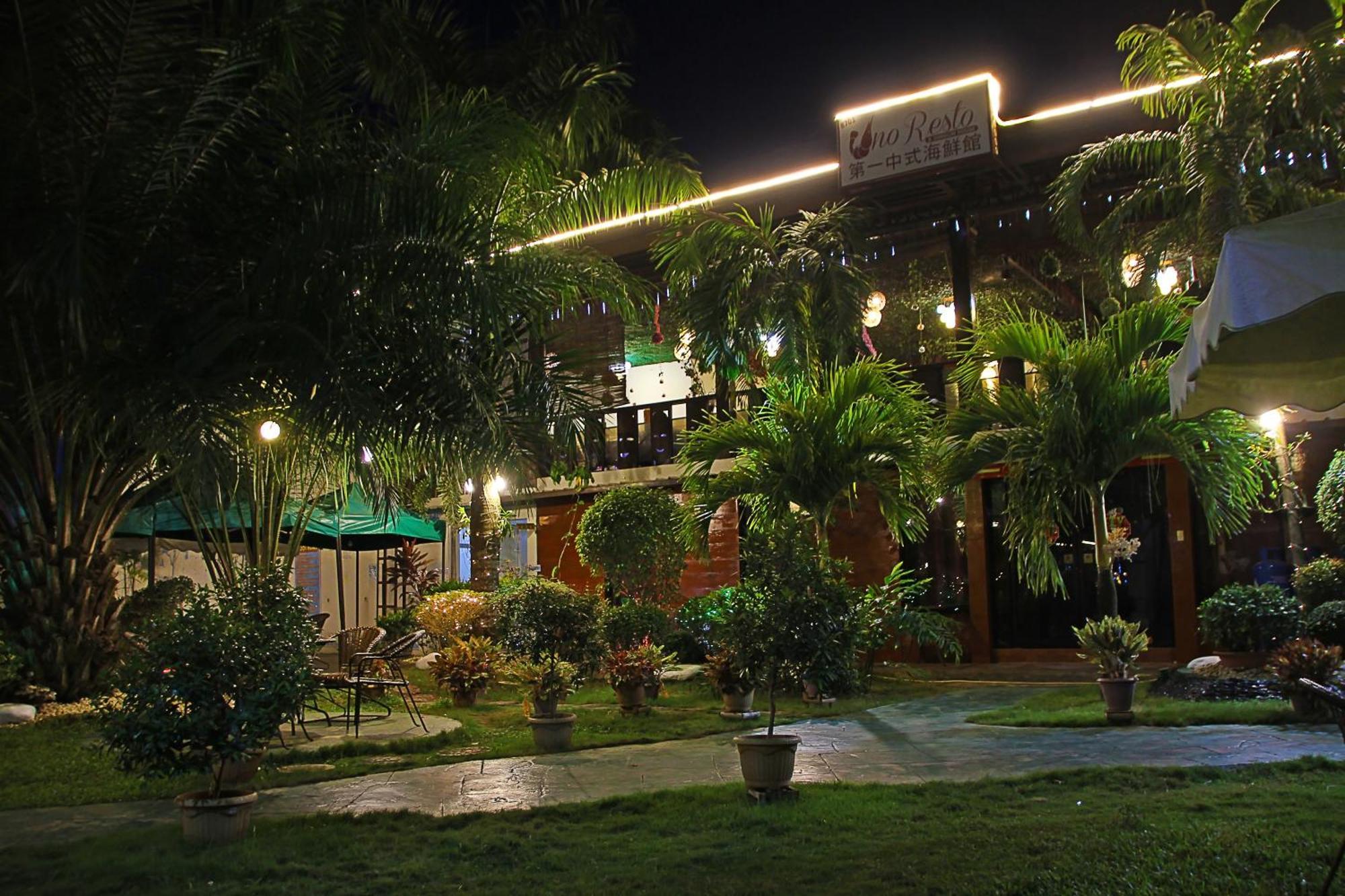Palawan Uno Hotel Puerto Princesa Exterior photo